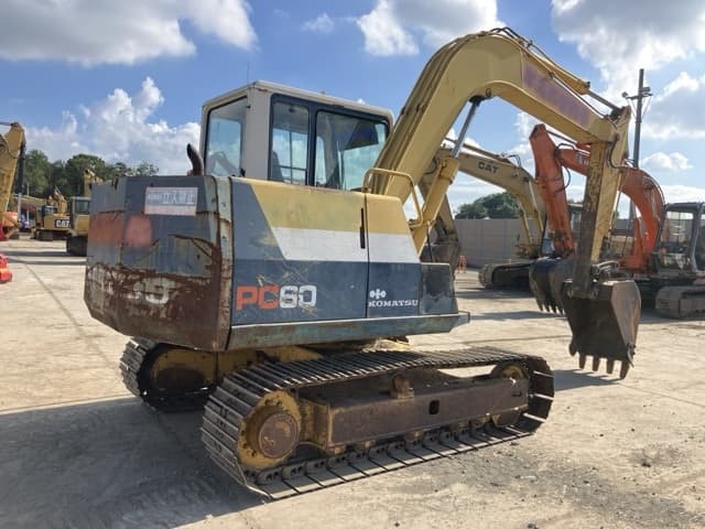 EXCAVATOR — Auction (lot 8456-118)