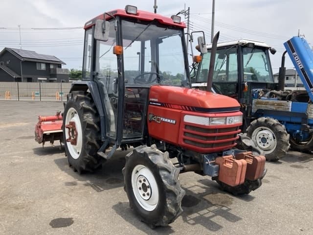 Tractor — Auction (lot 8456-1180)