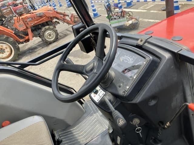 Tractor — Auction (lot 8456-1180)