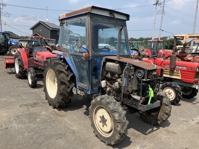 Tractor — Auction (lot 8456-1181)
