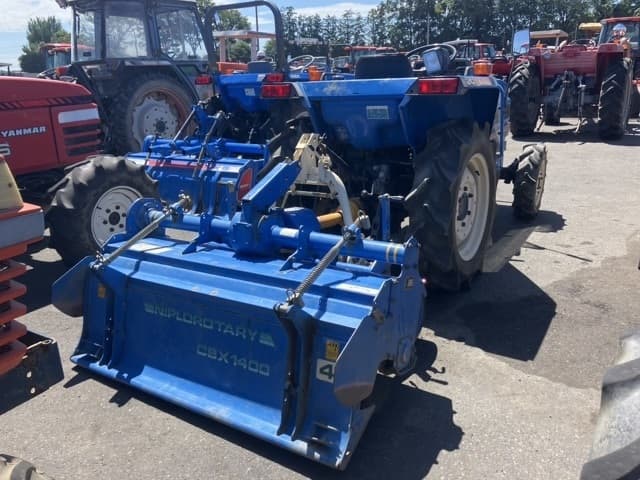 Tractor — Auction (lot 8456-1185)