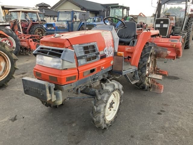 Tractor — Auction (lot 8456-1188)