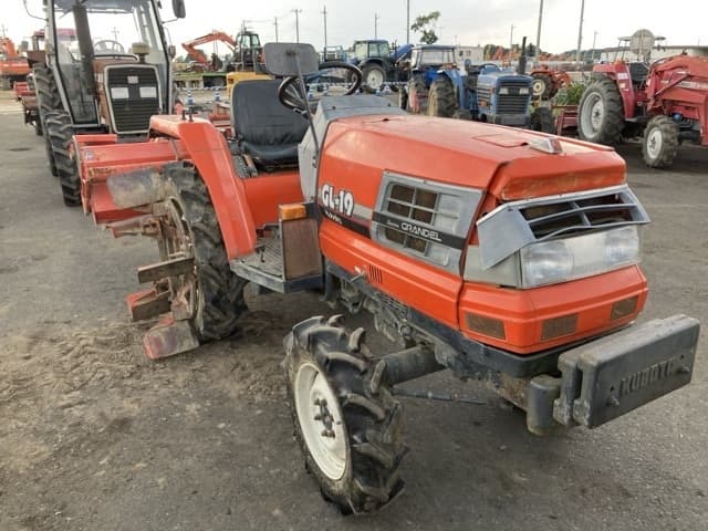 Tractor — Auction (lot 8456-1188)