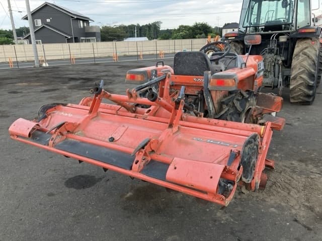 Tractor — Auction (lot 8456-1188)