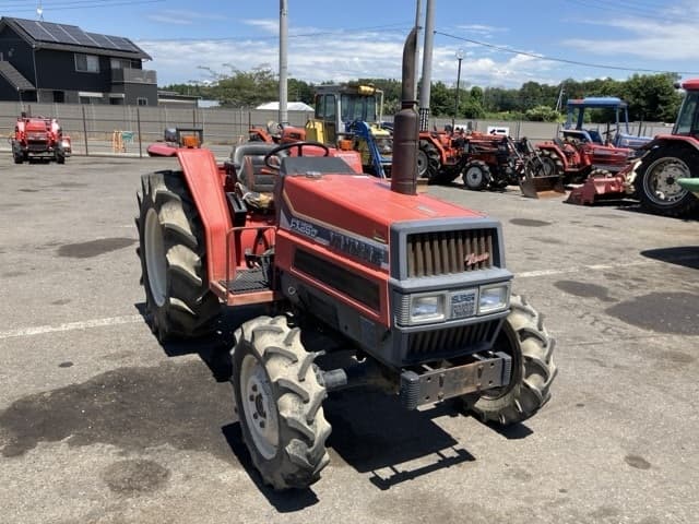 Tractor — Auction (lot 8456-1189)
