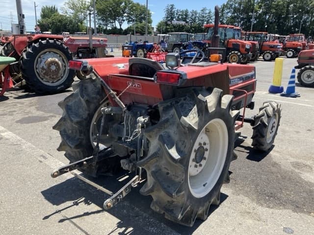 Tractor — Auction (lot 8456-1189)