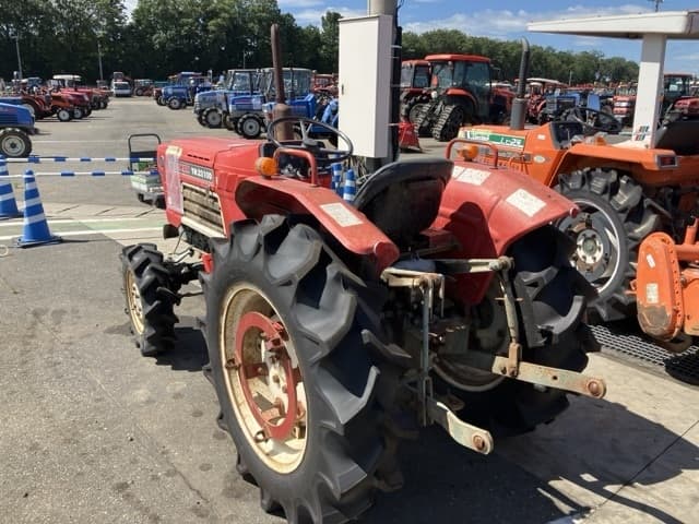 Tractor — Auction (lot 8456-1193)