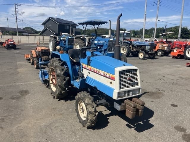 Tractor — Auction (lot 8456-1194)