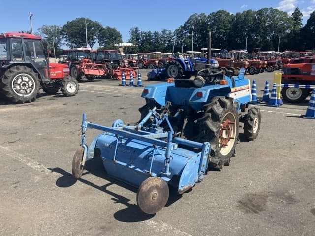 Tractor — Auction (lot 8456-1194)