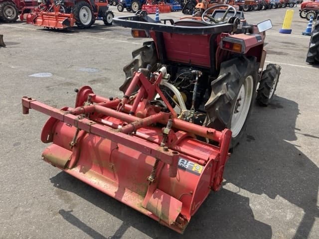 Tractor — Auction (lot 8456-1197)