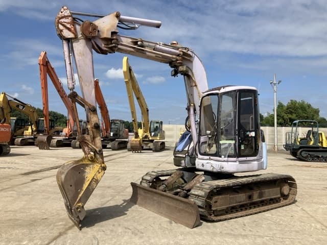 EXCAVATOR — Auction (lot 8456-12)