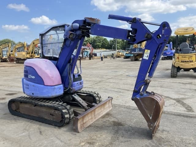 MINI EXCAVATOR — Auction (lot 8456-120)