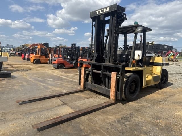 Forklift — Auction (lot 8456-12002)