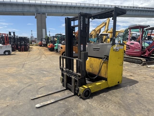 Reach Forklift — Auction (lot 8456-12004)