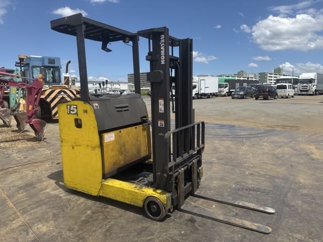 Reach Forklift — Auction (lot 8456-12004)