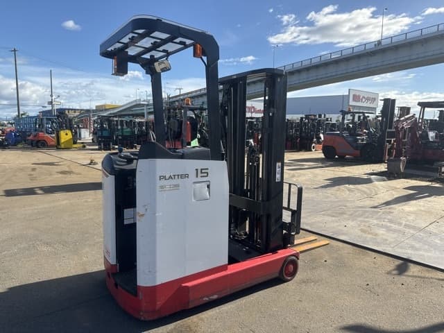 Reach Forklift — Auction (lot 8456-12008)