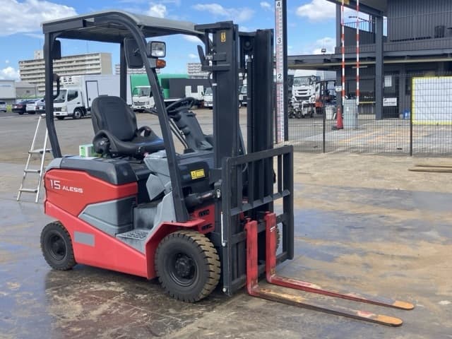 Battery Forklift — Auction (lot 8456-12011)