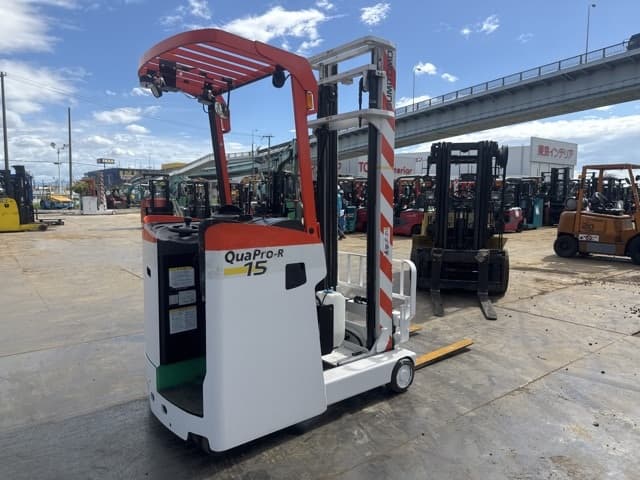 Reach Forklift — Auction (lot 8456-12014)