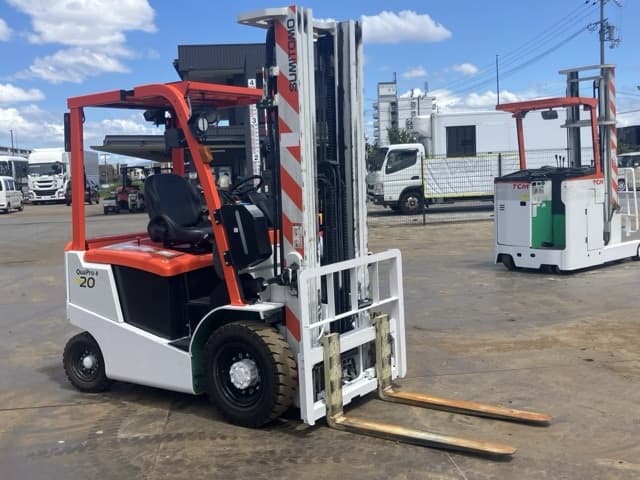 Battery Forklift — Auction (lot 8456-12017)