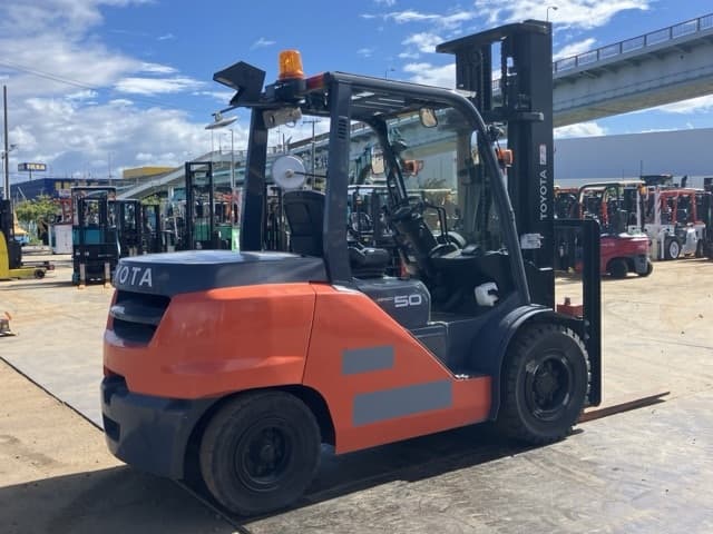 Forklift — Auction (lot 8456-12020)