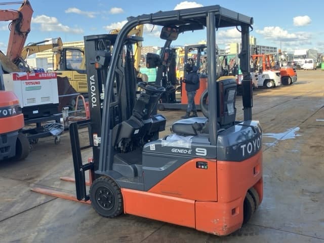 Battery Forklift — Auction (lot 8456-12022)