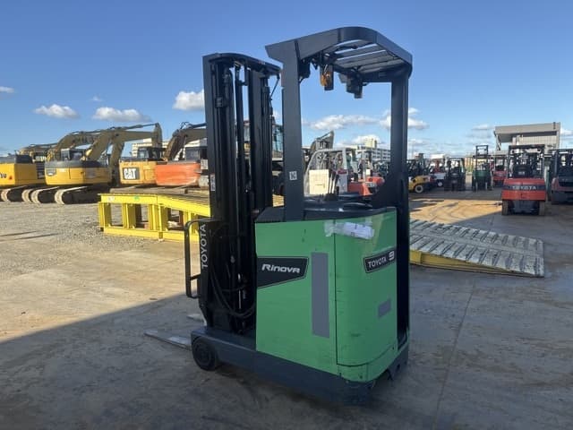 Reach Forklift — Auction (lot 8456-12023)