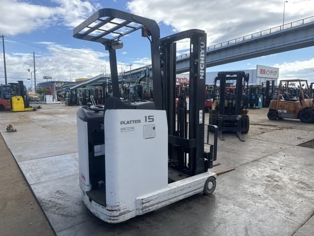 Reach Forklift — Auction (lot 8456-12027)
