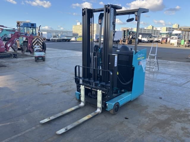 Reach Forklift — Auction (lot 8456-12028)