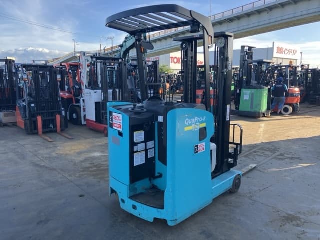 Reach Forklift — Auction (lot 8456-12028)