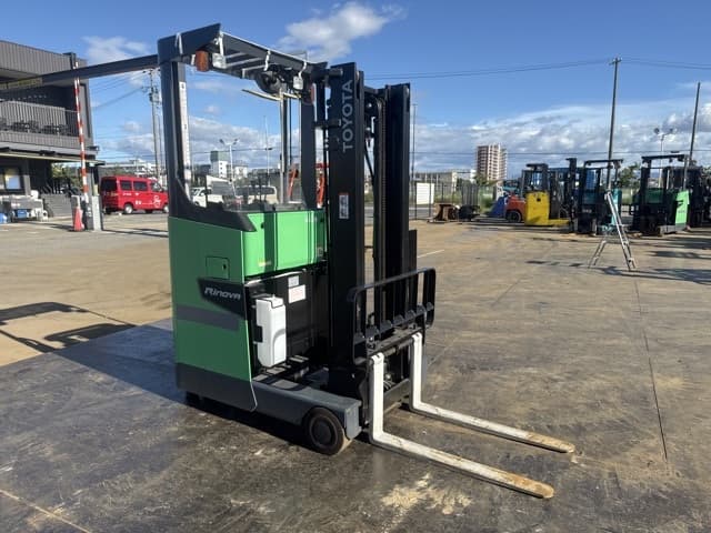 Reach Forklift — Auction (lot 8456-12029)