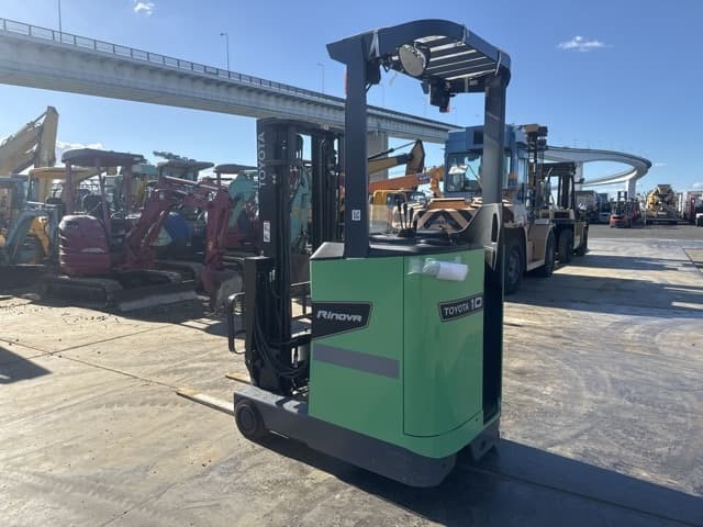 Reach Forklift — Auction (lot 8456-12029)