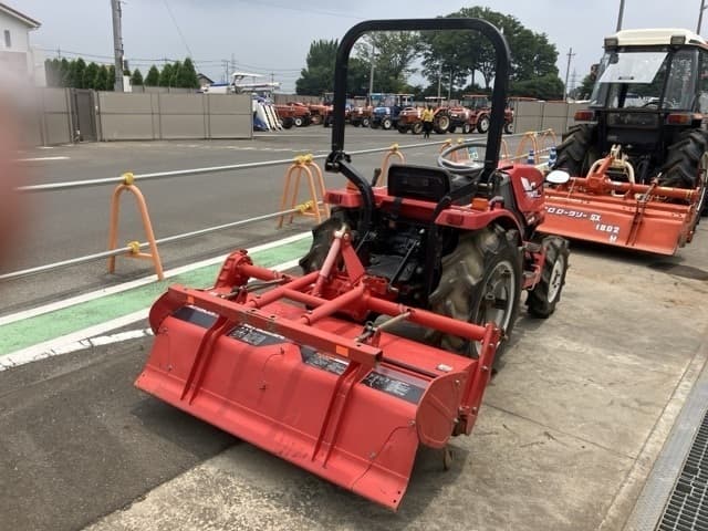 Tractor — Auction (lot 8456-1203)