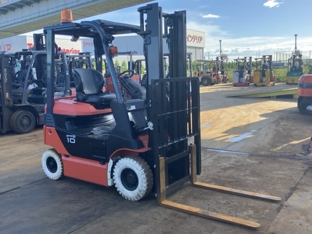 Battery Forklift — Auction (lot 8456-12032)