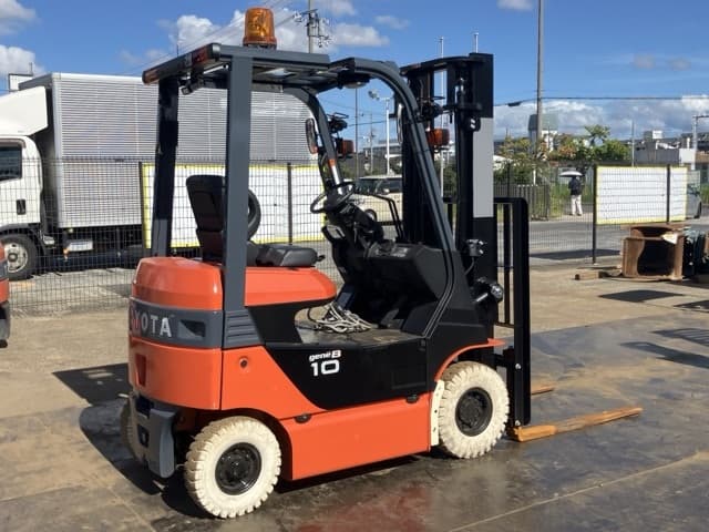 Battery Forklift — Auction (lot 8456-12033)