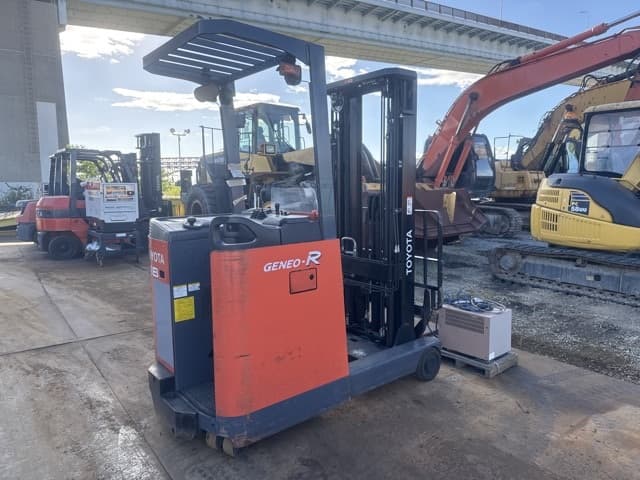 Reach Forklift — Auction (lot 8456-12037)
