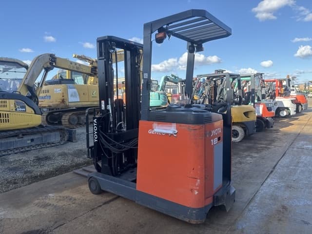 Reach Forklift — Auction (lot 8456-12037)
