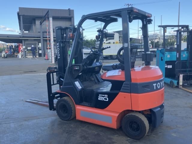 Battery Forklift — Auction (lot 8456-12038)