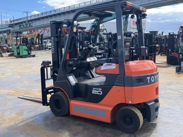 Battery Forklift — Auction (lot 8456-12039)