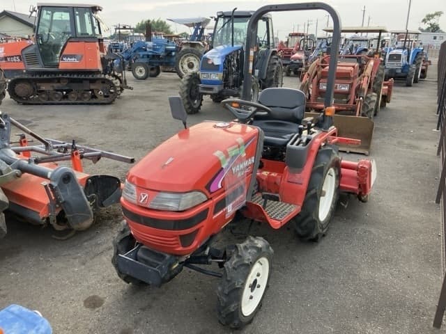 Tractor — Auction (lot 8456-1204)