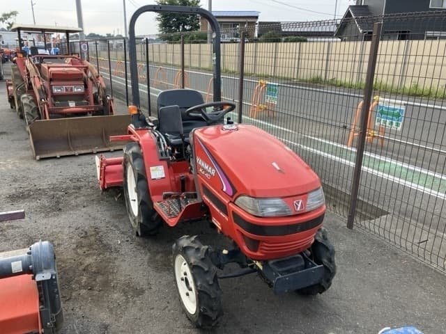 Tractor — Auction (lot 8456-1204)
