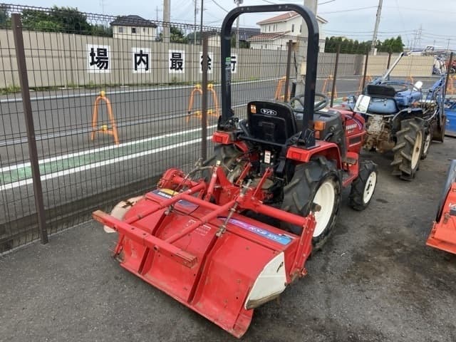 Tractor — Auction (lot 8456-1204)