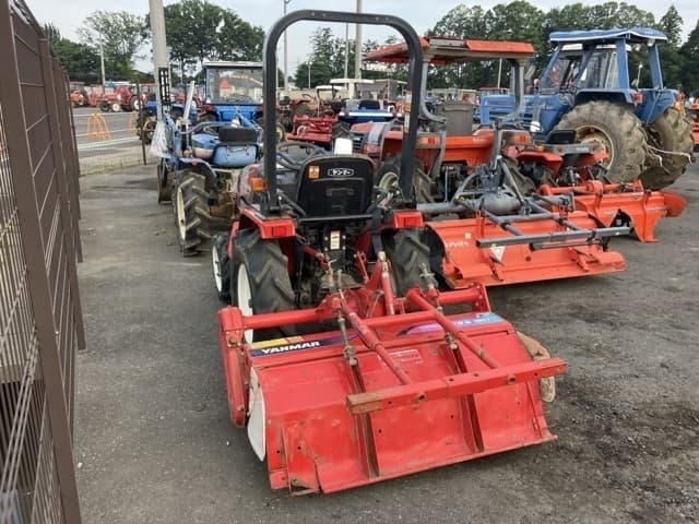 Tractor — Auction (lot 8456-1204)