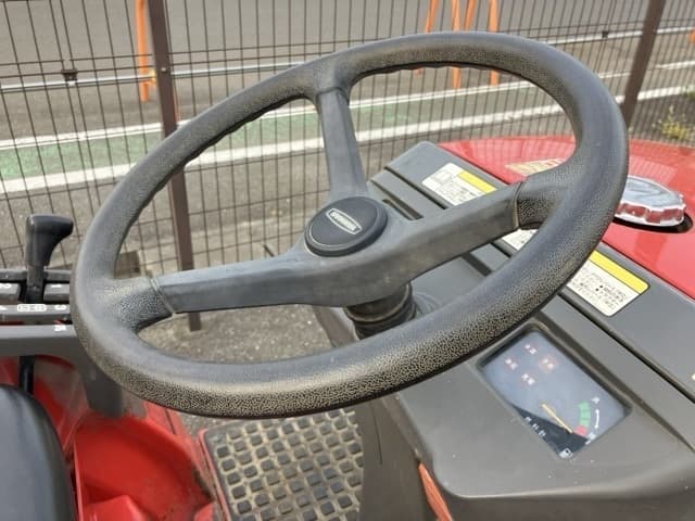 Tractor — Auction (lot 8456-1204)