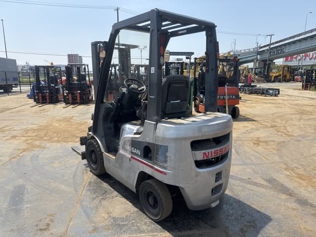 Forklift — Auction (lot 8456-12041)