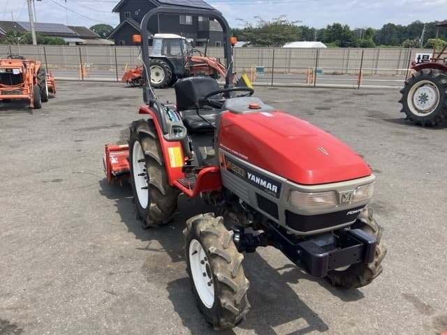 Tractor — Auction (lot 8456-1208)
