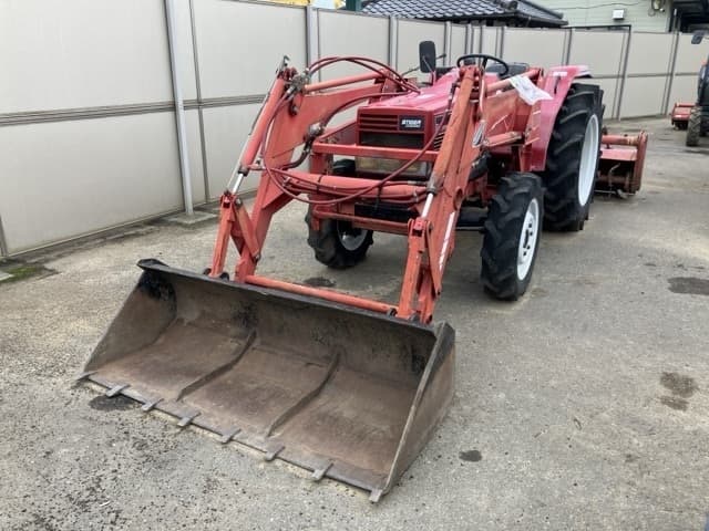 Tractor — Auction (lot 8456-1210)
