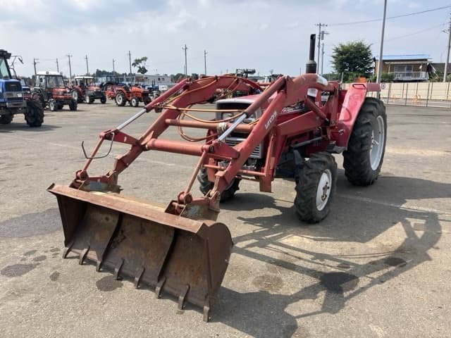Tractor — Auction (lot 8456-1211)