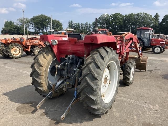 Tractor — Auction (lot 8456-1211)