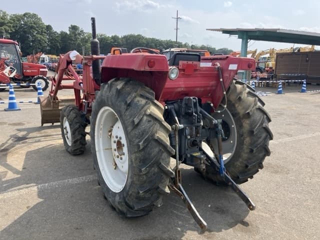 Tractor — Auction (lot 8456-1211)