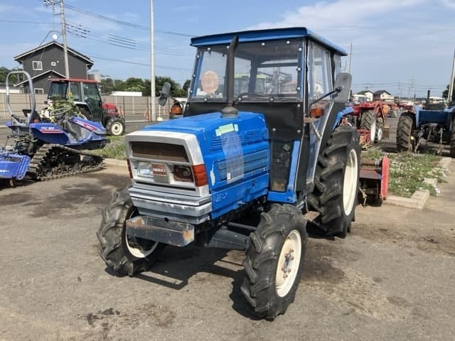 Tractor — Auction (lot 8456-1218)